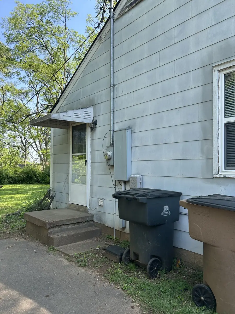 5506 Meadowcrest Ln, Nashville, TN 37209 - #2