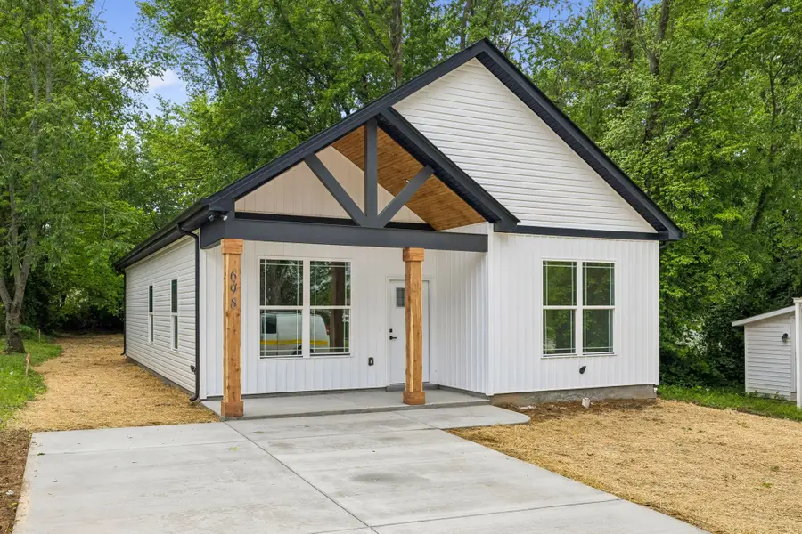 698 19th Ave W, Springfield, TN 37172 - #2