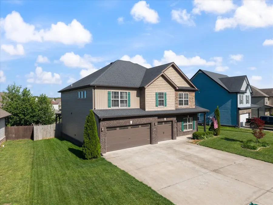 668 Sturdivant Dr, Clarksville, TN 37042 - #3