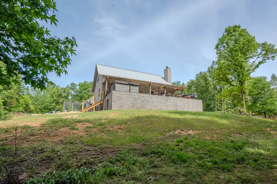 1211 Bundrant Hollow Rd, Waynesboro, TN 38485 - #3