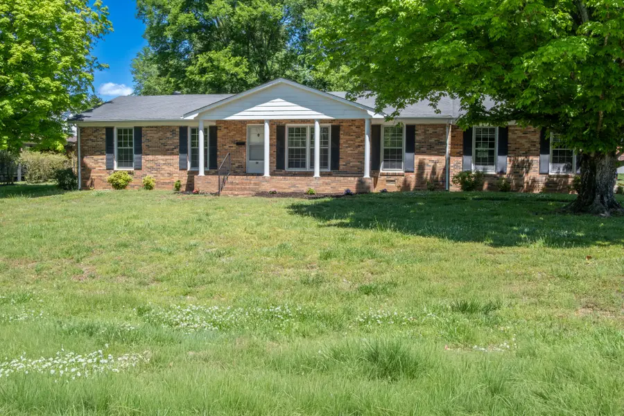 968 Galloway St, Lewisburg, TN 37091 - #2