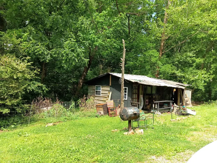 1366 Bandy Rd, Ashland City, TN 37015 - #3