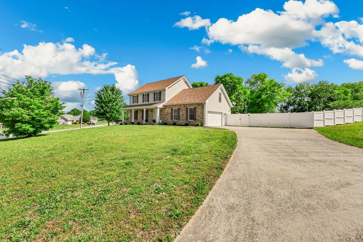 1121 Lucas Wayne Dr, Clarksville, TN 37043 - #1