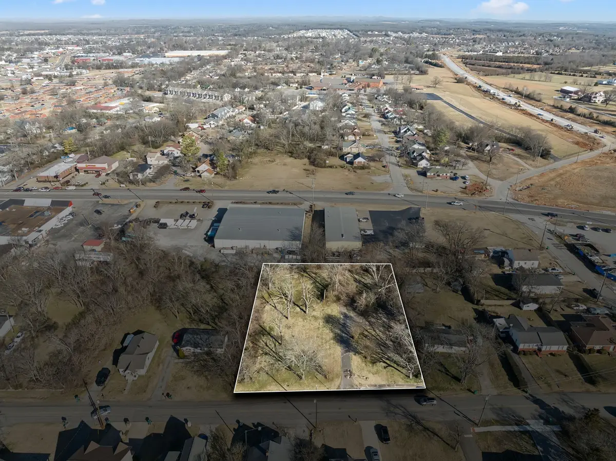 329 Sycamore St, Lebanon, TN 37087 - #1