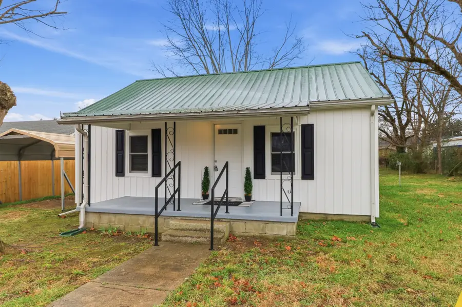 612 Maple St, Manchester, TN 37355 - #2