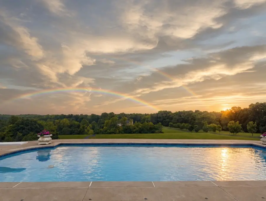 333 Moonlight Dr, Vanleer, TN 37181 - #3