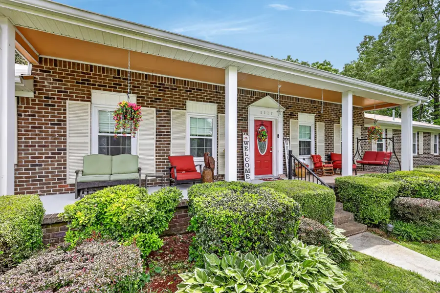 1107 Wilson Ave, Tullahoma, TN 37388 - #2
