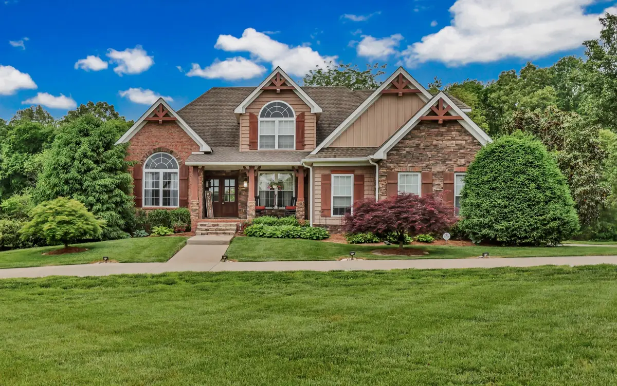 900 Mcclure Rd, Clarksville, TN 37040 - #1