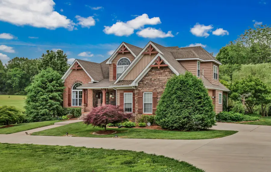 900 Mcclure Rd, Clarksville, TN 37040 - #3