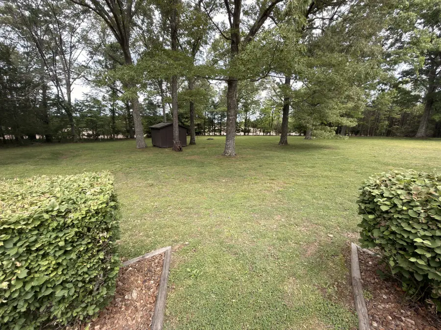 755 Utsi Rd, Estill Springs, TN 37330 - #2
