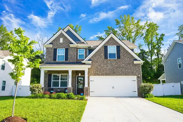 607 Ballard Dr, White House, TN 37188