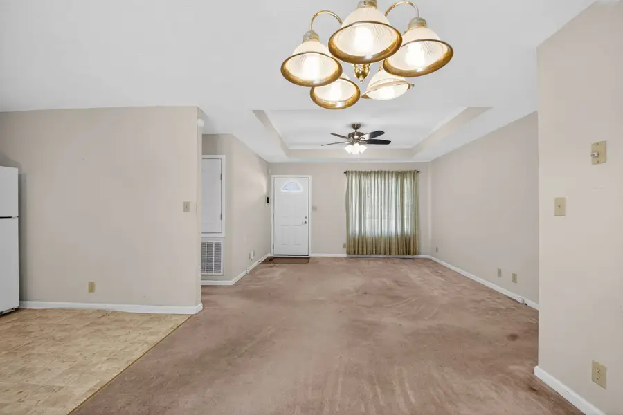419 Woodale Dr, Clarksville, TN 37042 - #2