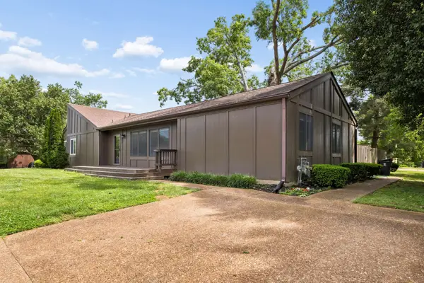 507 Doral Country Dr, Nashville, TN 37221
