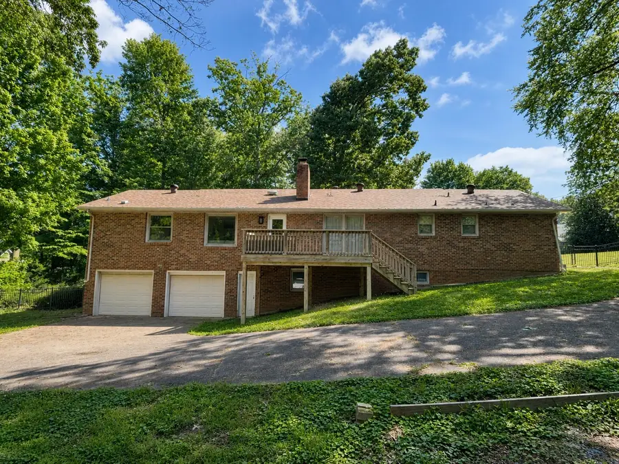 460 Rivermont Dr, Clarksville, TN 37043 - #3