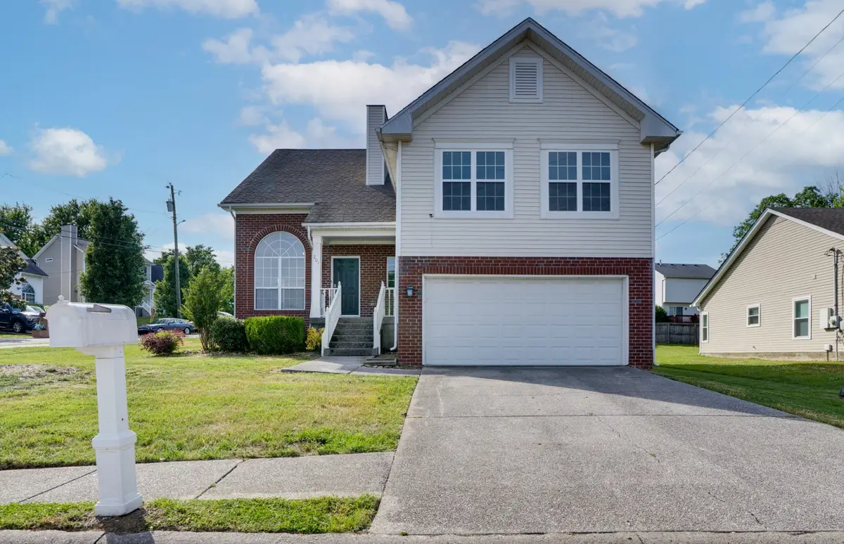 201 Crosshaven Ct, Antioch, TN 37013 - #1