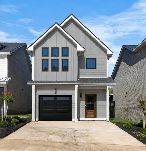 15 Holland Park West, Clarksville, TN 37043