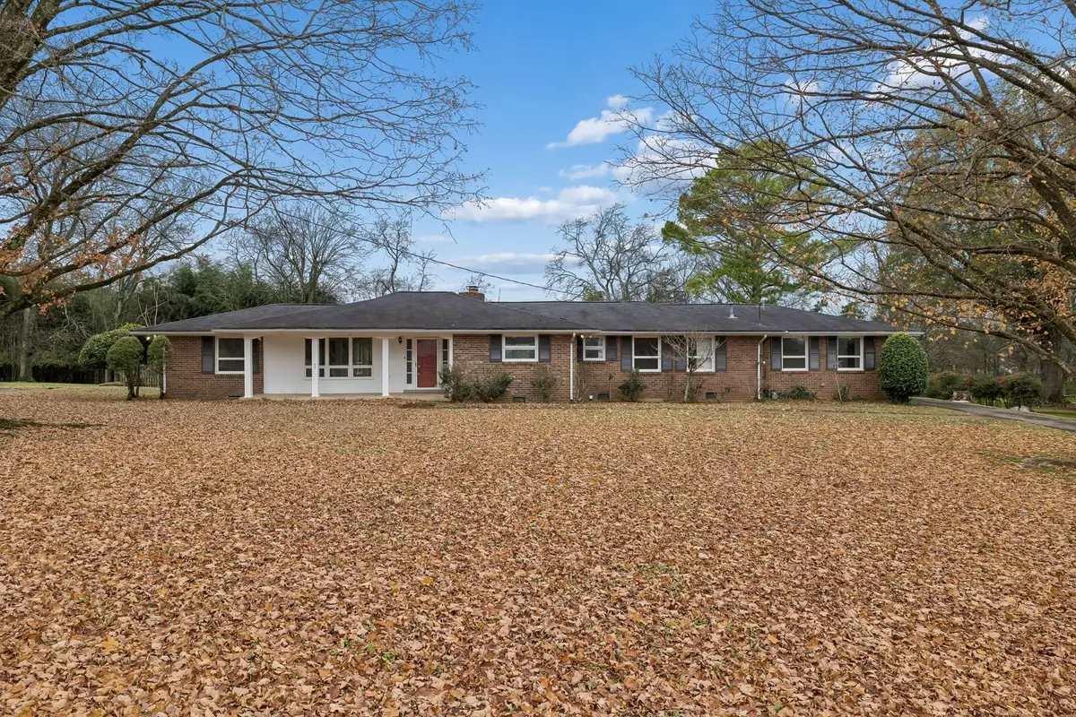 2032 Eversong Ln, Hermitage, TN 37076 - #1