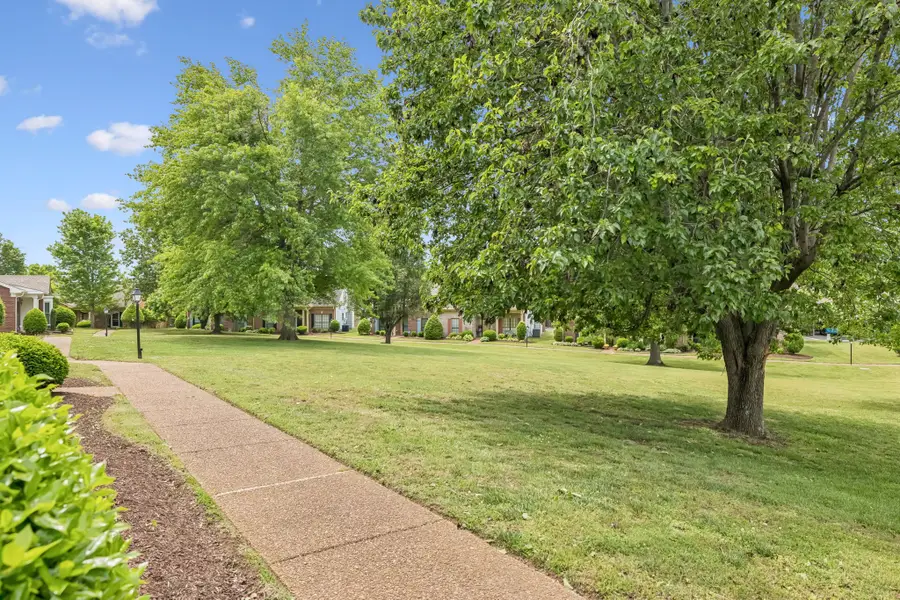 9029 Sawyer Brown Rd, Nashville, TN 37221 - #3