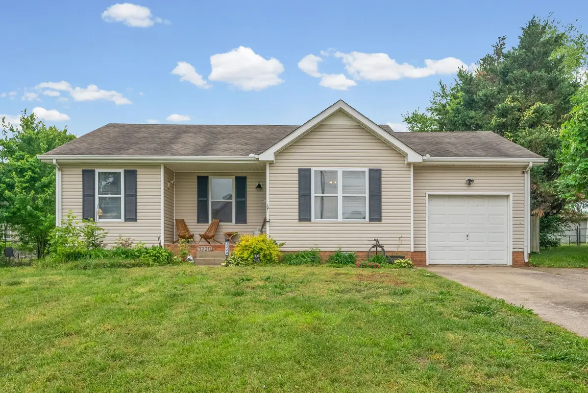 3220 N Senseney Cir, Clarksville, TN 37042 - #1
