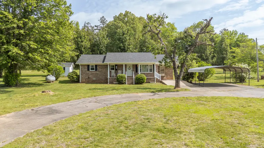 1134 Billy Nance Hwy, Waynesboro, TN 38485 - #3