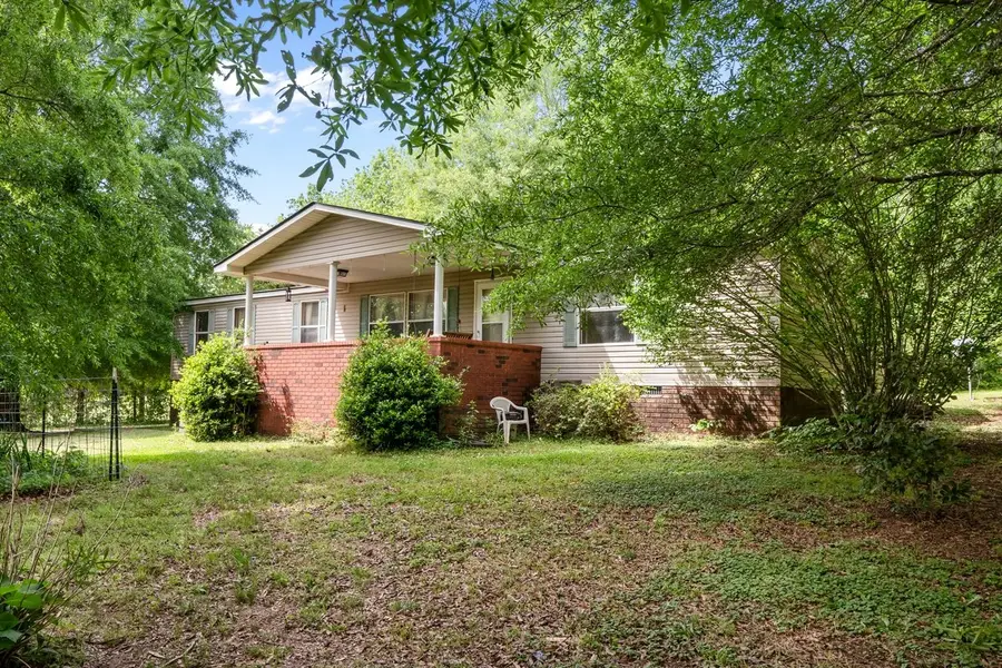 6120 Flatwoods Rd, Camden, TN 38320 - #2