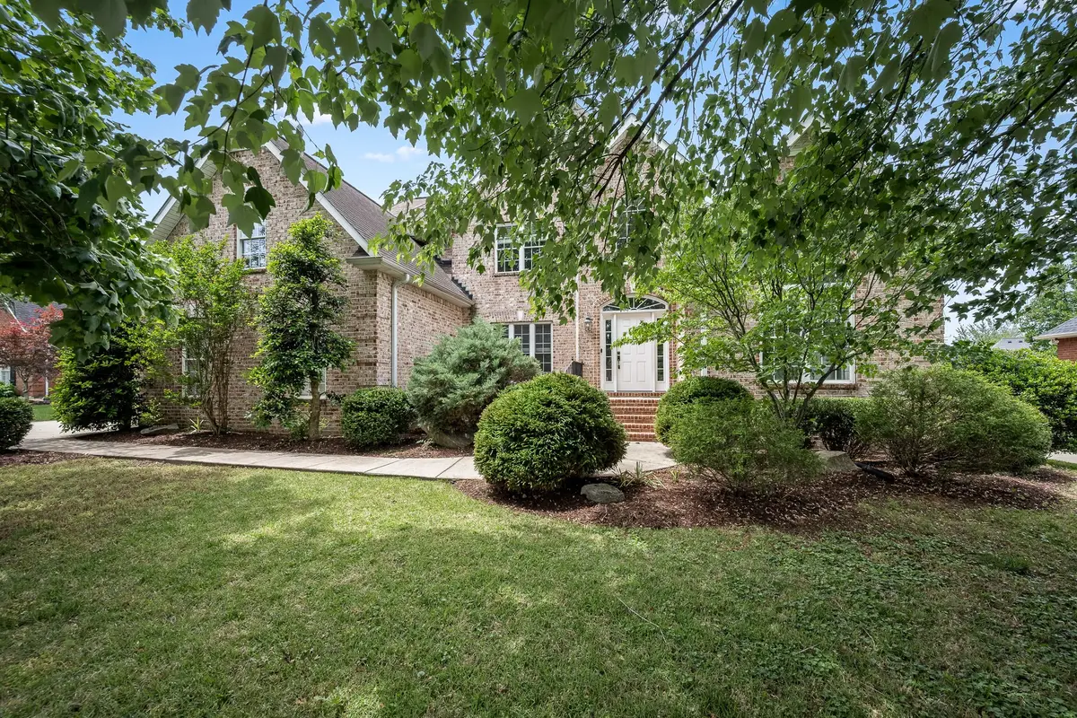 3035 Twisted Oak Dr, Murfreesboro, TN 37129 - #1