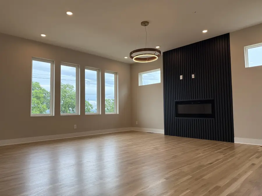 2143 Goodrich Ave, Nashville, TN 37218 - #3