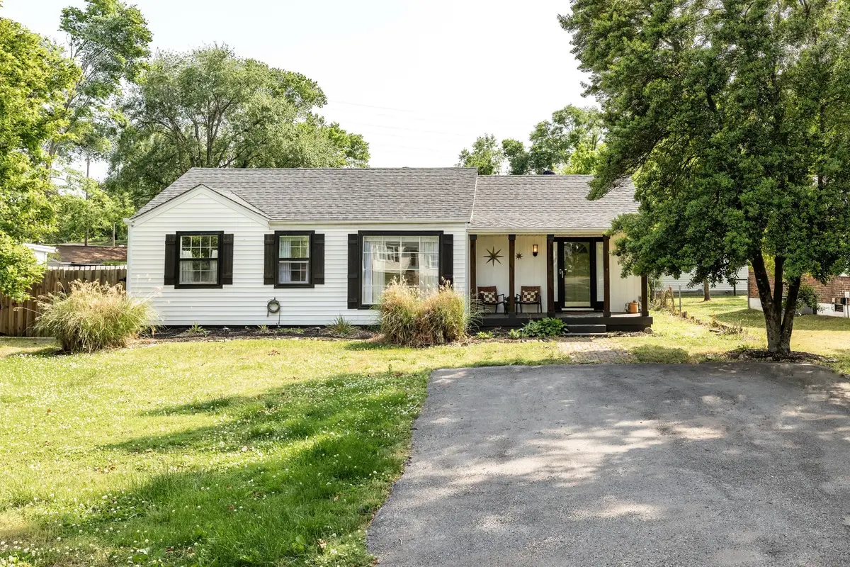 2843 Colonial Cir, Nashville, TN 37214 - #1