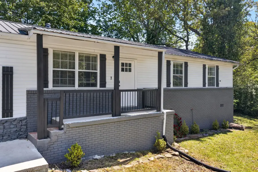 651 Prentice St, Crossville, TN 38555 - #3