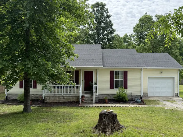 240 Brown Ln, Estill Springs, TN 37330