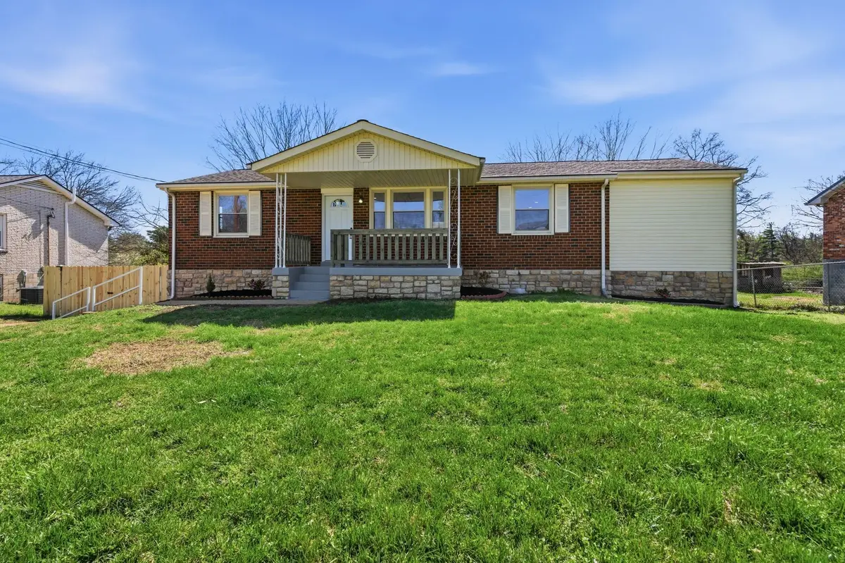 5015 Bonnahill Dr, Hermitage, TN 37076 - #1