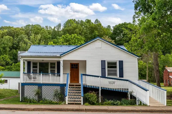 4540 W Main St, Erin, TN 37061