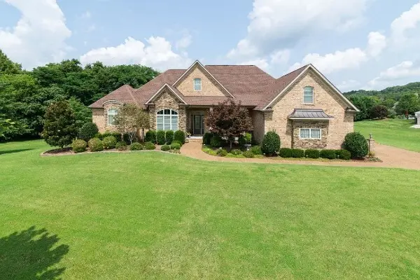 2534 Belle Brook Dr, Franklin, TN 37067