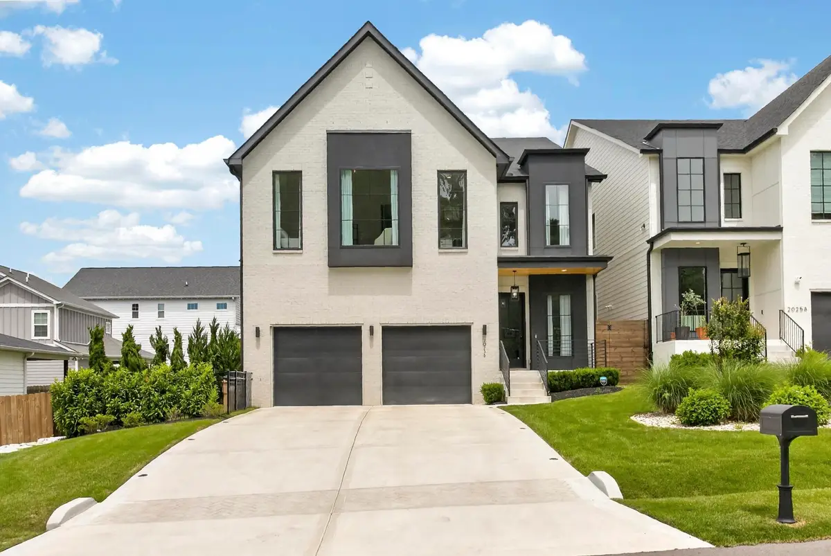 2025B Hutton Dr, Nashville, TN 37210 - #1