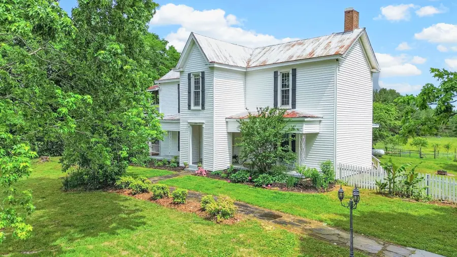 2816 Highway 12 N, Chapmansboro, TN 37035 - #2