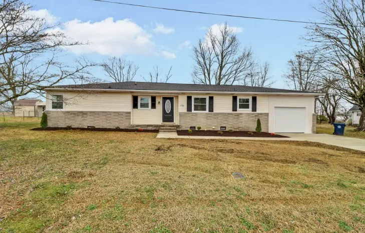 106 Dearman St, Smithville, TN 37166 - #2