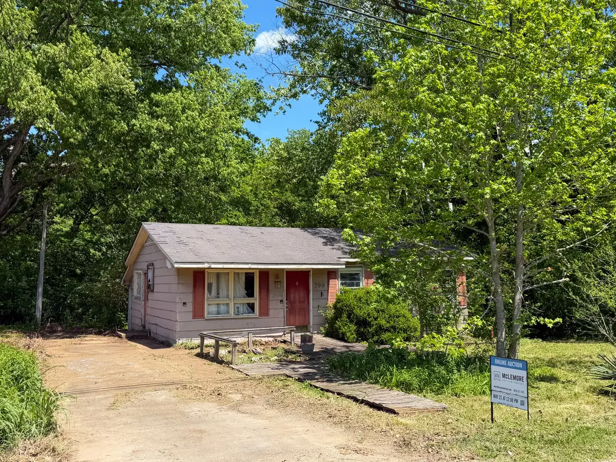 799 Evergreen St, Dresden, TN 38225 - #1