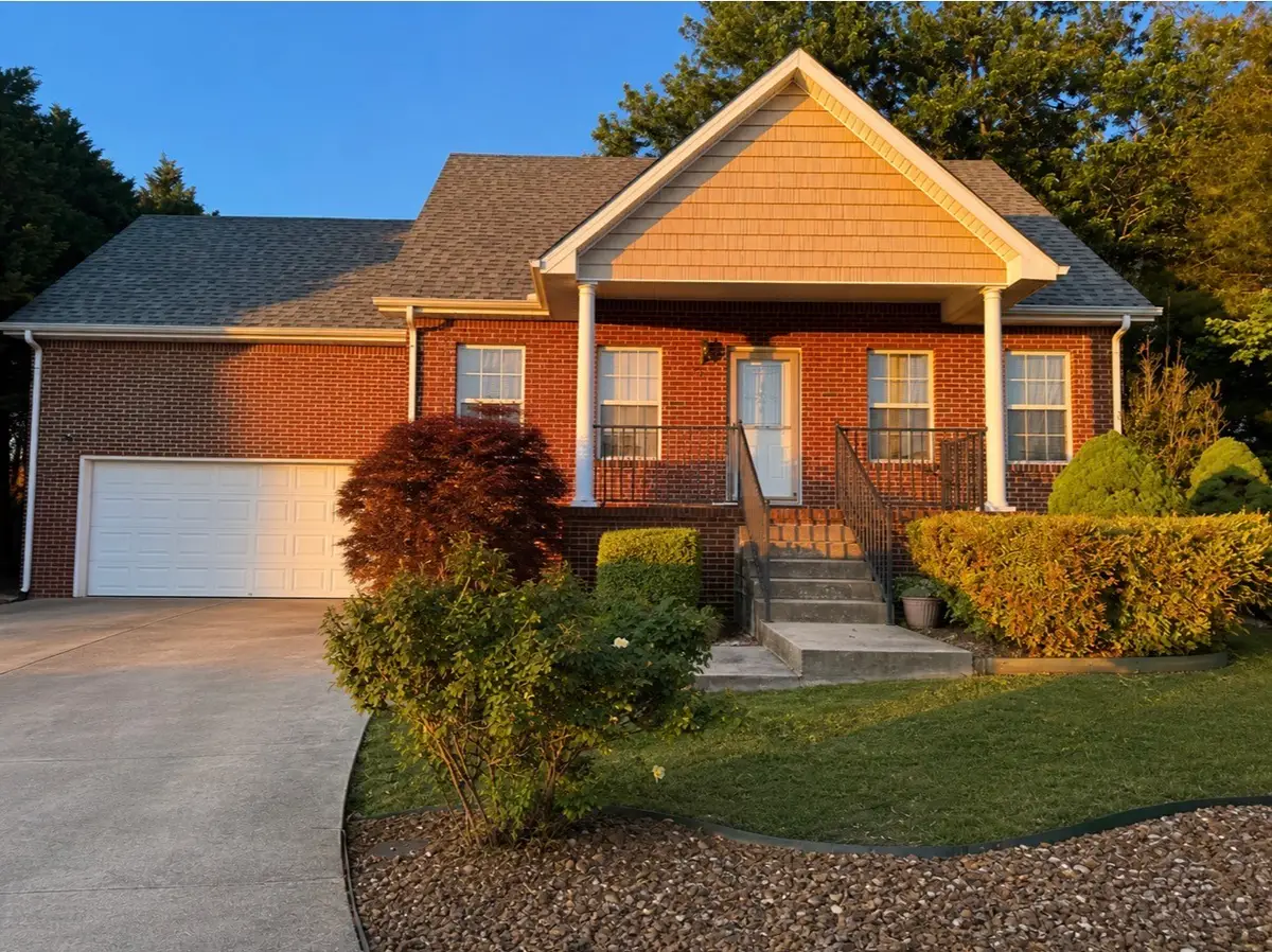61 Brookfield Cir, Winchester, TN 37398 - #1