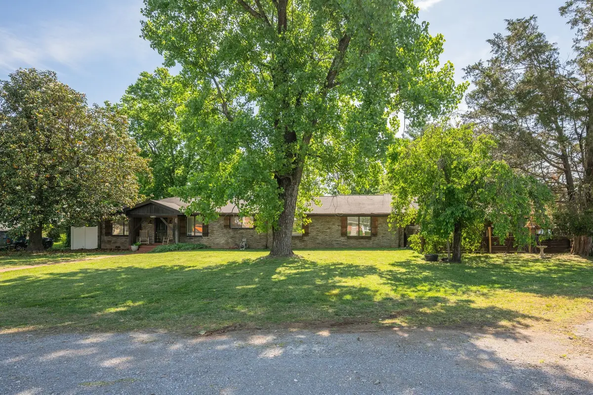 201 Keaton St, Lebanon, TN 37087 - #1