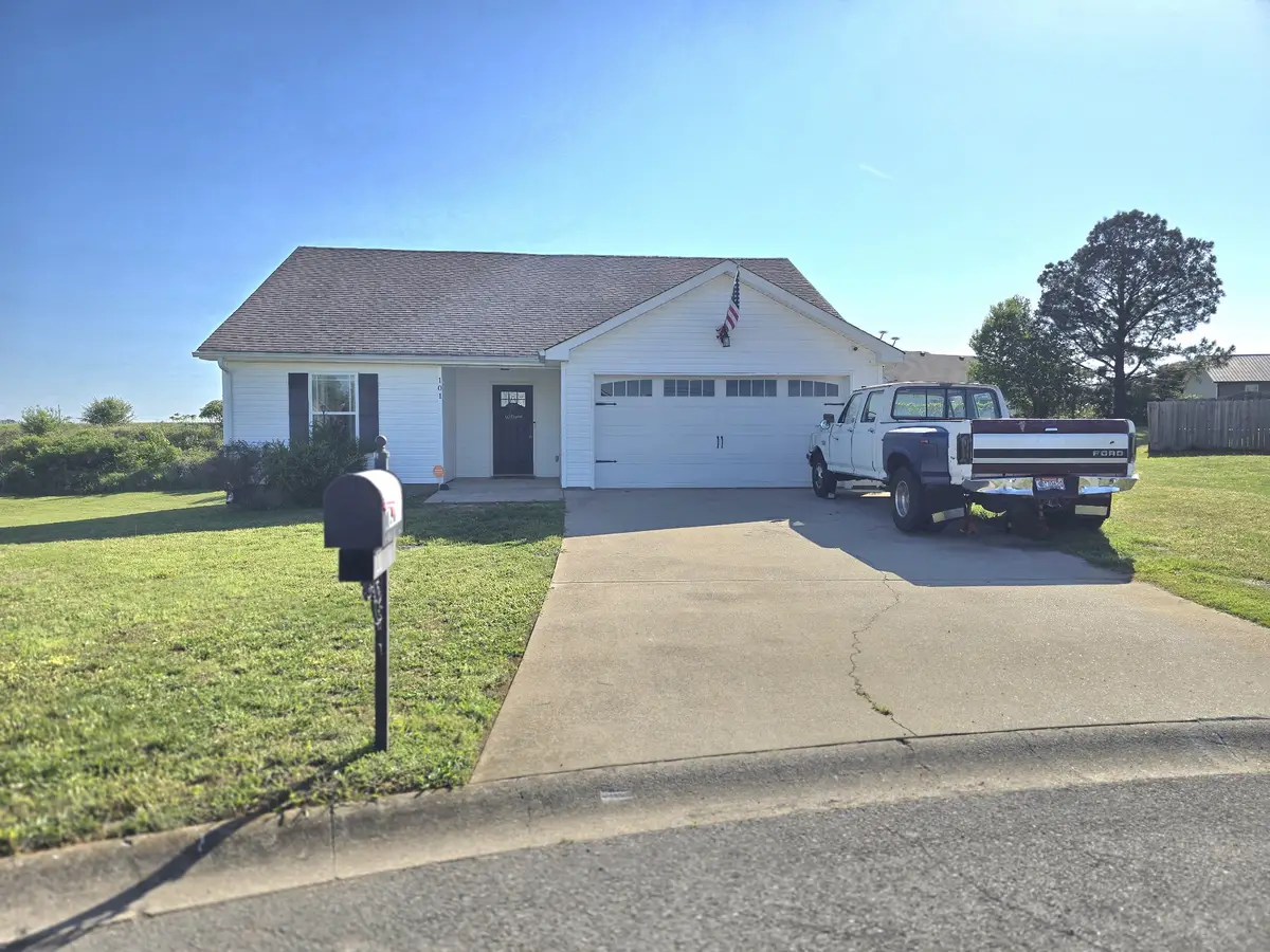 101 Bob White Trl, Oak Grove, KY 42262 - #1