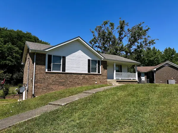 802 Knox Ln, Clarksville, TN 37042