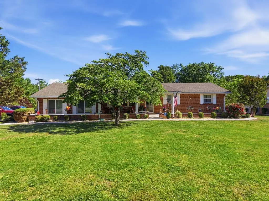 418 Kenway St, Cookeville, TN 38501 - #1