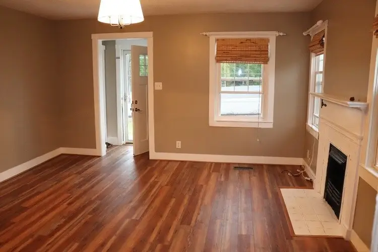 209 Church St, Dover, TN 37058 - #3