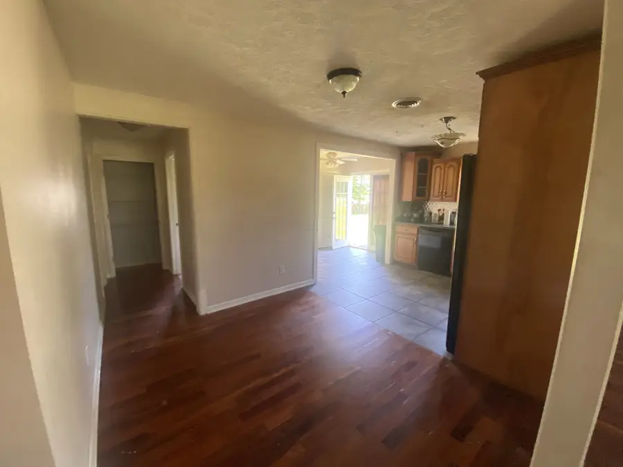 2058 Old Greenbrier Pike, Greenbrier, TN 37073 - #3