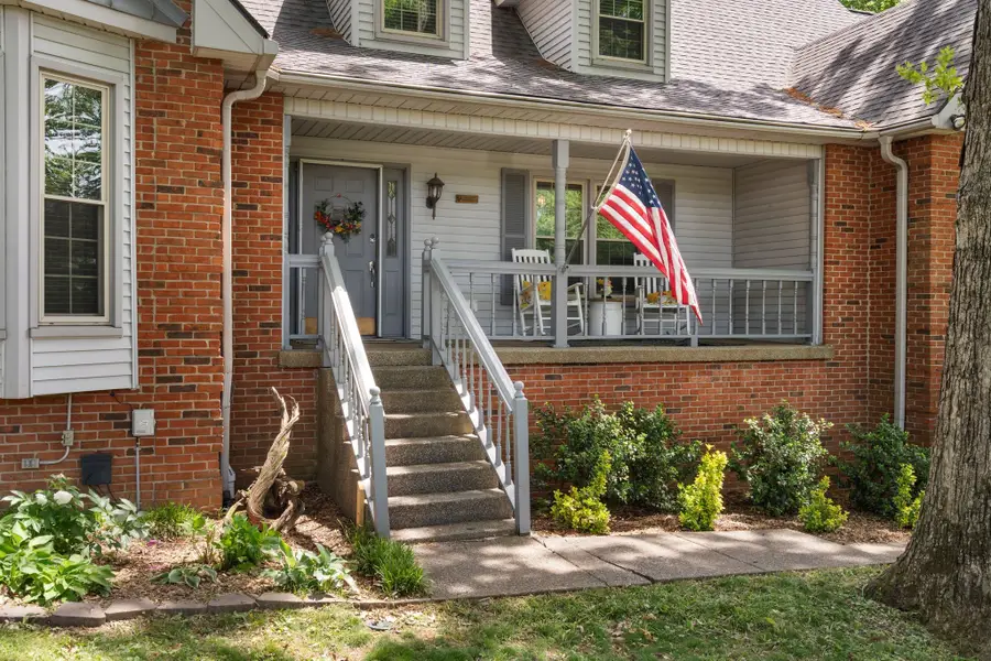 516 Tyler Ct, Cottontown, TN 37048 - #3