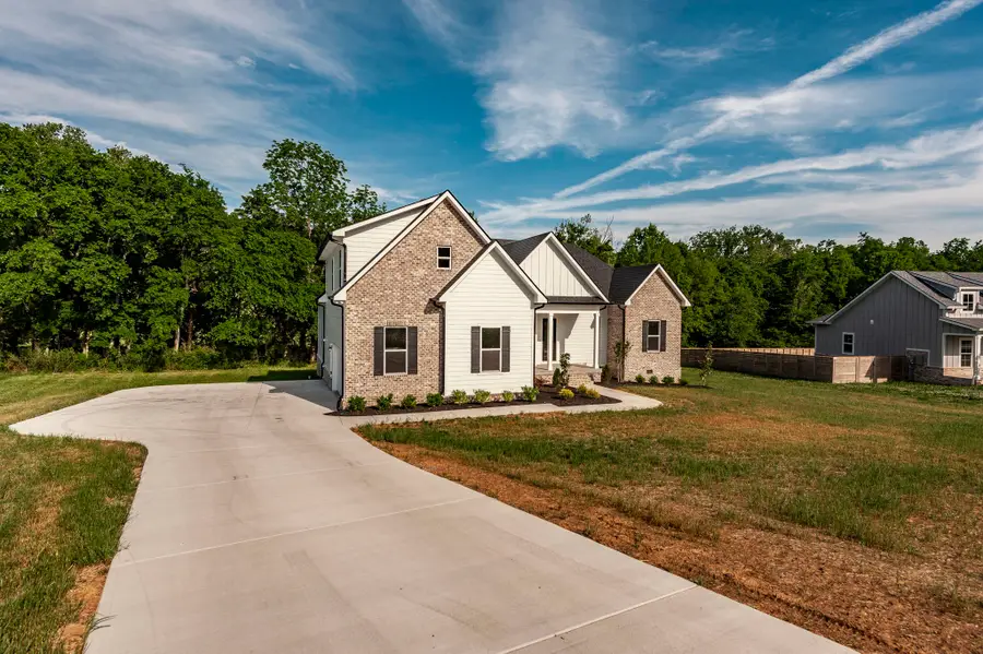 330 Thoroughbred Ln, Hartsville, TN 37074 - #2