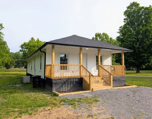 815 E Grundy St, Tullahoma, TN 37388