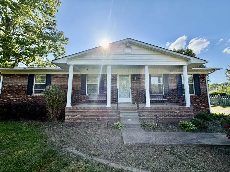 497 Belew Dr, Lawrenceburg, TN 38464 - #2