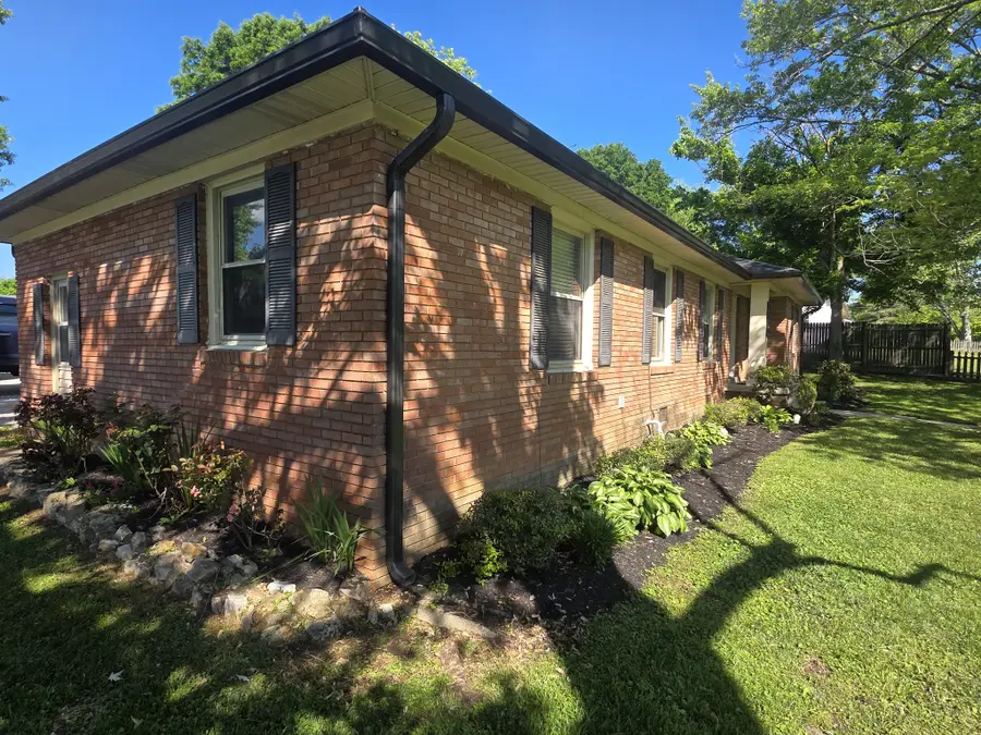 1306 Old Estill Springs Rd, Tullahoma, TN 37388 - #3