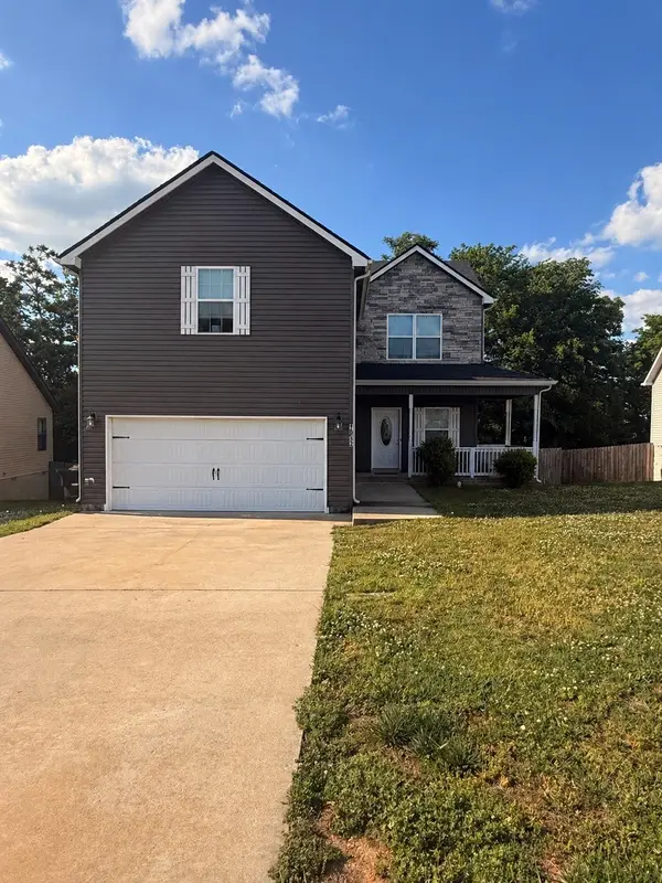 1852 Rains Rd, Clarksville, TN 37042